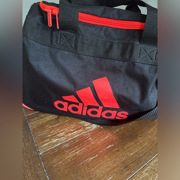 Adidas duffle bag - Picture 7 of 12